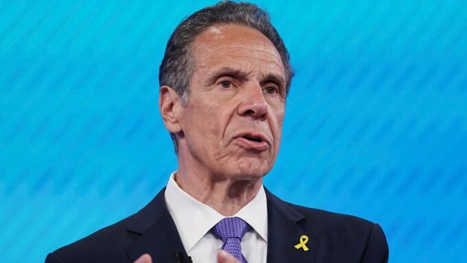 andrew-cuomo-talking-debate.jpg