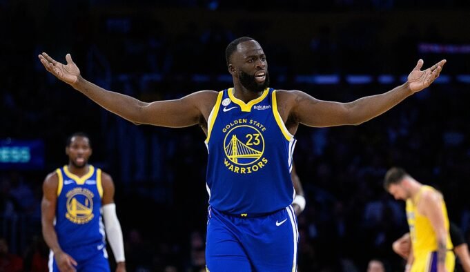 draymond-green-102225.jpg