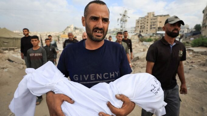 skynews-medics-gaza_7065580.jpg