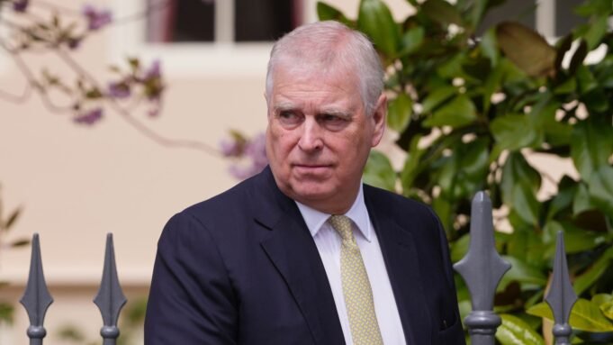 skynews-prince-andrew-windsor-castle_7058588.jpg