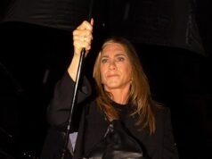 Jennifer Aniston lubi randkować z chłopakiem-hipnotyzerem Jimem Curtisem i wychodzi na jaw, dlaczego czuje się przy nim „bezpieczna”