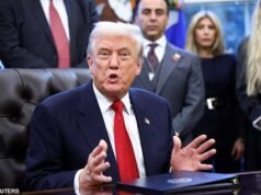 100 uczniów porwanych z nigeryjskiej szkoły katolickiej, gdy Trump wybucha w związku z przemocą chrześcijańską