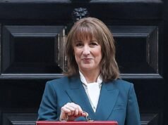 Drenaż mózgów w wyniku socjalistycznego chaosu Starmera: rekordowa liczba 110 051 osób szuka azylu, gdy Brytyjczycy masowo wyjeżdżają