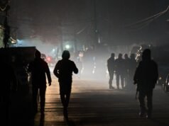 Masowy wybuch na komisariacie policji w Kaszmirze, zginęło dziewięć osób, a 32 zostały ranne | Świat | Aktualności