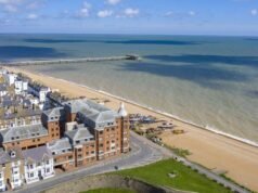 Nadmorska miejscowość pełna restauracji i kawiarni, idealna na świąteczny wypad | Wielka Brytania | Aktualności