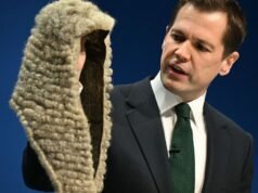 Wściekły, składający się z sześciu słów komentarz Roberta Jenricka, gdy Partia Pracy anuluje prawo do ławy przysięgłych na tysiące | Polityka | Aktualności