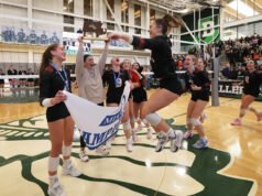 Siatkówka dziewcząt Wayland będzie nadal piąć się w górę po porażce w finale stanowym Division 2 z OA