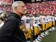 Iowa Hawkeyes w trojanach USC: wątek gry