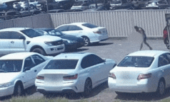 Mężczyzna aresztowany po pozostawieniu śpiącego dziecka w pudełku podczas kradzieży samochodu w Shepparton w stanie Wiktoria