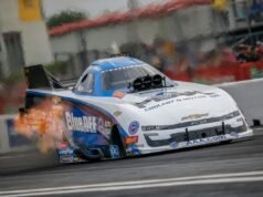 John Force na emeryturę: płyną serdeczne wyrazy uznania dla „prawdziwej legendy” 16-krotnego mistrza NHRA Funny Car