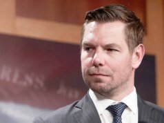 Eric Swalwell ogłasza kandydowanie na gubernatora Kalifornii i przysięga, że będzie „obrońcą i wojownikiem”