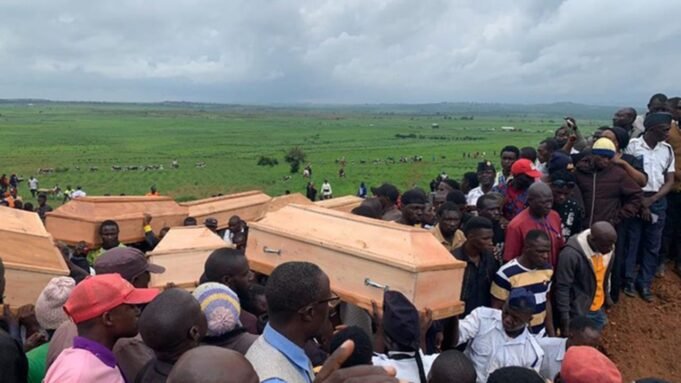 nigeria_funeral-of-the-victims-bindi-plateau-state-25-july-2025-f-csi.jpg