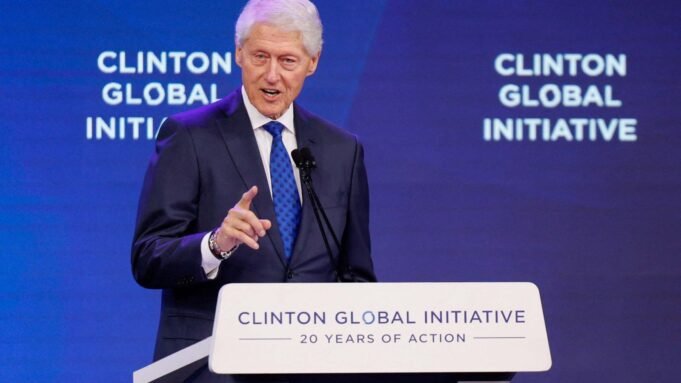 skynews-bill-clinton-new-york_7030552.jpg