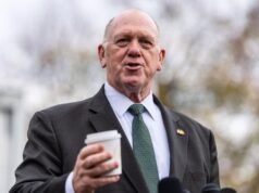 Car granic Tom Homan twierdzi, że Kościół katolicki „nie ma racji” w sprawie imigracji