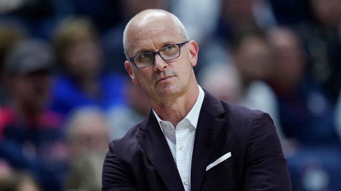 uconn-dan-hurley-looks-on-columbia.jpg