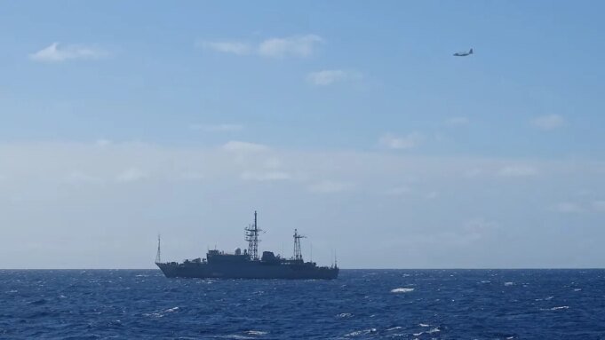 uscg-responds-to-russian-military-vessel-near-honolulu.jpg