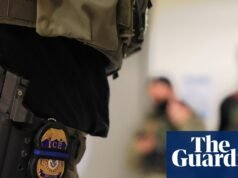 Posiadacz zielonej karty w USA pozywa ICE w związku z twierdzeniami o „brutalnej napaści” | Imigracja USA