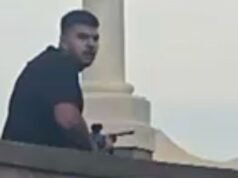 Podejrzany o terroryzm w Bondi Beach „przysiągł wierność Państwu Islamskiemu” | Świat | Aktualności