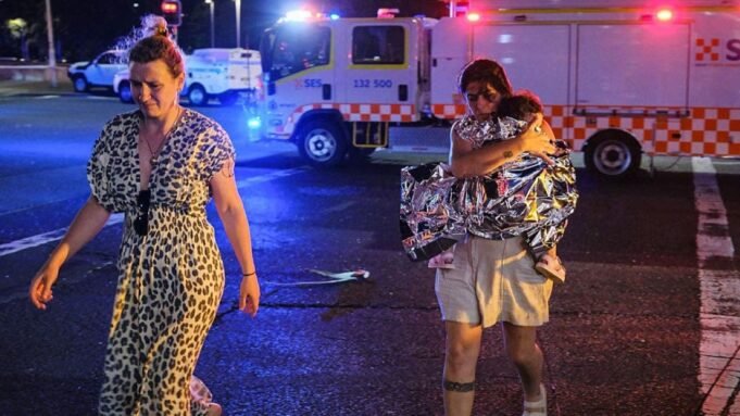 bondi-beach-shooting-australia.jpg