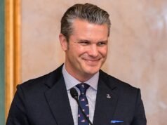 Sekcja Wojenna Pete Hegseth opublikował mema przedstawiającego postać z książki dla dzieci wysadzającą łódź