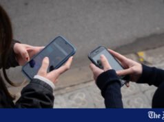 Singapur zaostrza zakaz używania smartfonów w szkołach