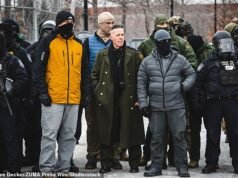 Tom Homan wypycha Straż Graniczną z Minneapolis, co powoduje ogromne zamieszanie, gdy „małemu Napoleonowi” Trumpa Gregowi Bovino grozi upokarzające wyjście