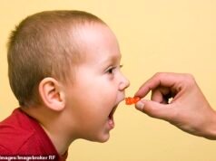 Wydaję tysiące na te suplementy zdrowotne dla siebie i moich dzieci. Oto dlaczego mój mąż, lekarz, uważa, że zwariowałam… i co według niego NAPRAWDĘ z tobą robią: CLARE FOGES