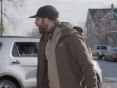 Alex Pretti pluje na agentów ICE i rozbija tylne światło federalnego SUV-a na szokującym materiale nakręconym 11 dni przed zastrzeleniem