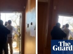 Pracownik ICE udaremnił wejście do konsulatu Ekwadoru w Minneapolis | ICE (amerykańskie egzekwowanie prawa imigracyjnego i celnego)