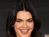 Kendall Jenner pokazuje swój nagi tyłek w seksownych pułapkach pragnienia