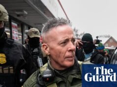 Wzlot i upadek Gregory’ego Bovino, groźnego naczelnego prowokatora amerykańskiej straży granicznej | Administracja Trumpa