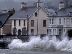 Alert Storm Chandra Met Office nakazuje milionom ładowanie telefonów | Pogoda | Aktualności