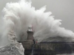 Burza Chandra NA ŻYWO Wszystko, co należy wiedzieć, ponieważ Met wydaje bursztynowe ostrzeżenie | Wielka Brytania | Aktualności