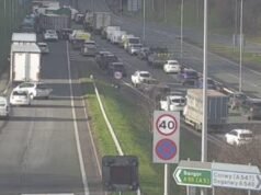 Ruch A55 NA ŻYWO: Tunel Conwy został zamknięty po ogromnej katastrofie, gdy na miejscu były cztery karetki pogotowia powietrznego