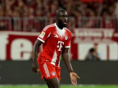 Dayot Upamecano: Bayern coraz bardziej zniecierpliwiony celem United