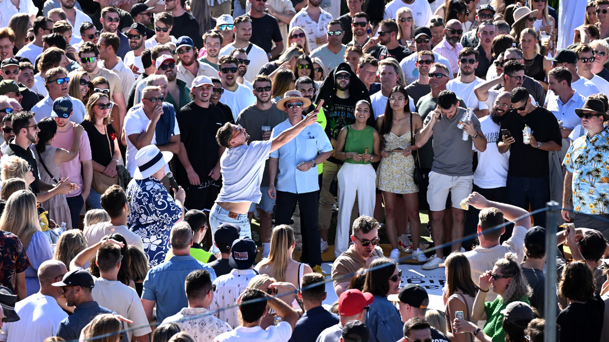 Dodatkowe święto państwowe przewidywane w Nowej Południowej Walii ze względu na termin Anzac Day, mówi premier Chris Minns