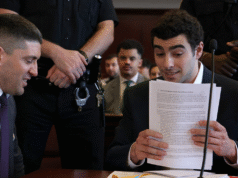 Prokurator z Manhattanu stara się o wyznaczenie lipcowego procesu w sprawie morderstwa Luigiego Mangione