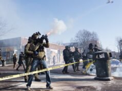 Reakcja DHS na strzelaninę w Minneapolis wywołuje wewnętrzną reakcję: źródła