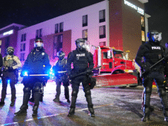 Protestujący przeciwko ICE aresztowani w Minnesocie po rzucaniu przedmiotami w funkcjonariuszy i odmowie rozejścia się