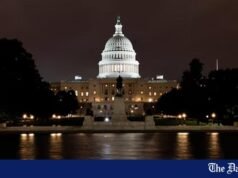 Jak podaje NYT, Trump i Schumer dążą do porozumienia, które ma zapobiec zawieszeniu rządu USA