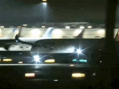 Na nagraniu widać oponę spadającą z samolotu British Airways startującego z Las Vegas