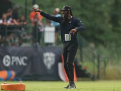 Nahshon Wright rzuca światło na znaczenie trenera Bears DBs Ala Harrisa