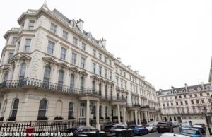 Warte 16 milionów funtów slumsy z rzędu milionerów: jak dwie pięciopiętrowe megarezydencje utrudniają życie mieszkańcom Kensington… i dlaczego będzie tylko gorzej