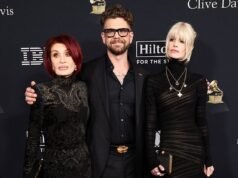Sharon Osbourne wspierają swoje dzieci Kelly i Jack na gali poprzedzającej rozdanie nagród Grammy, sześć miesięcy po śmierci męża Ozzy’ego, przed oddaniem hołdu rockmanowi podczas ceremonii