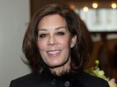 Hollywoodzka publicystka Peggy Siegal zaproponowała Jeffreyowi Epsteinowi, że przywiezie ci „małe dziecko… lub dwa” z jej podróży do Afryki – i powiedziała mu, że będzie to „So Madonna”