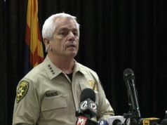 Żądanie okupu od Nancy Guthrie mija o godzinie 17:00, gdy szeryf dzieli się przerażającymi szczegółami z kamery dzwonka do drzwi i twierdzi, że nikt nie został wykluczony