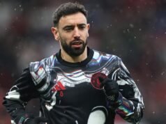 West Ham vs Manchester United – Premier League NA ŻYWO: najnowsze wyniki, wiadomości o drużynie i aktualizacje, gdy Czerwone Diabły walczą o PIĘĆ zwycięstw ligowych z rzędu, a wirusowy fan przygotowuje się do pierwszej fryzury od prawie 500 DNI