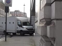 13-letni chłopiec sfilmował siebie, jak próbował zamordować dwóch uczniów w wyniku ataku nożem kuchennym w szkole średniej w Kingsbury, po czym znaleziono go płaczącego w meczecie – orzekł sąd