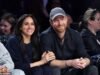 Meghan Markle przytula się do księcia Harry’ego podczas wieczornej randki na korcie podczas meczu gwiazd NBA w weekend walentynkowy