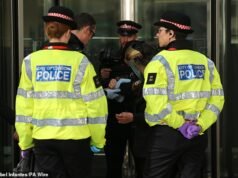 Mizoginistyczni mężczyźni popełniający przestępstwa motywowane nienawiścią do kobiet mają otrzymać surowsze wyroki w ramach planów Partii Pracy